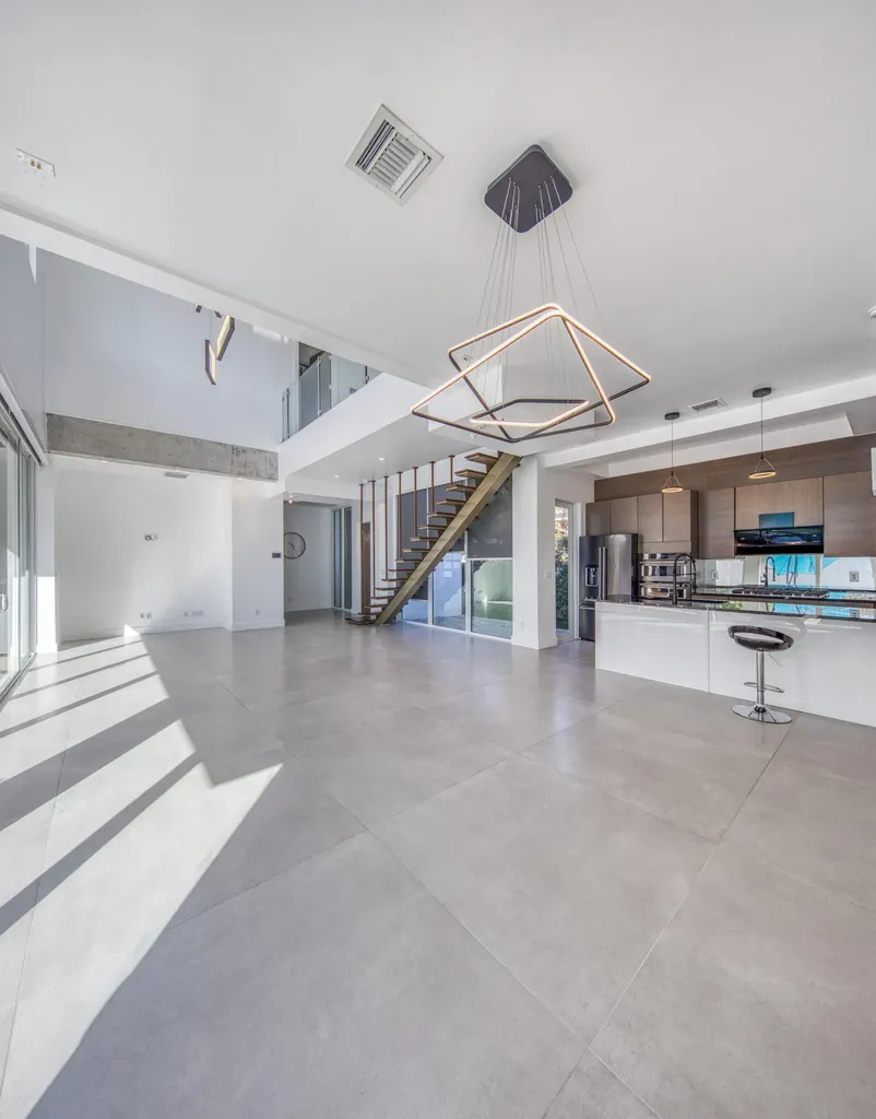 714 6th Avenue N Lake Worth Beach FL 33460
