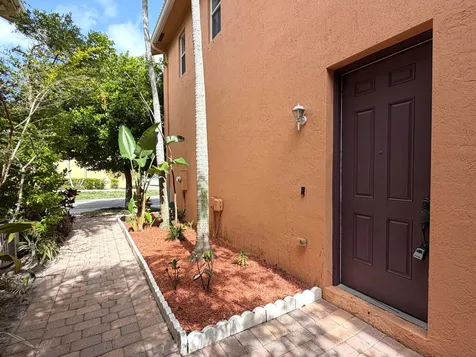 3261 Scarletta Drive Riviera Beach FL 33404