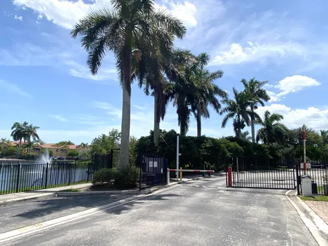 3261 Scarletta Drive Riviera Beach FL 33404