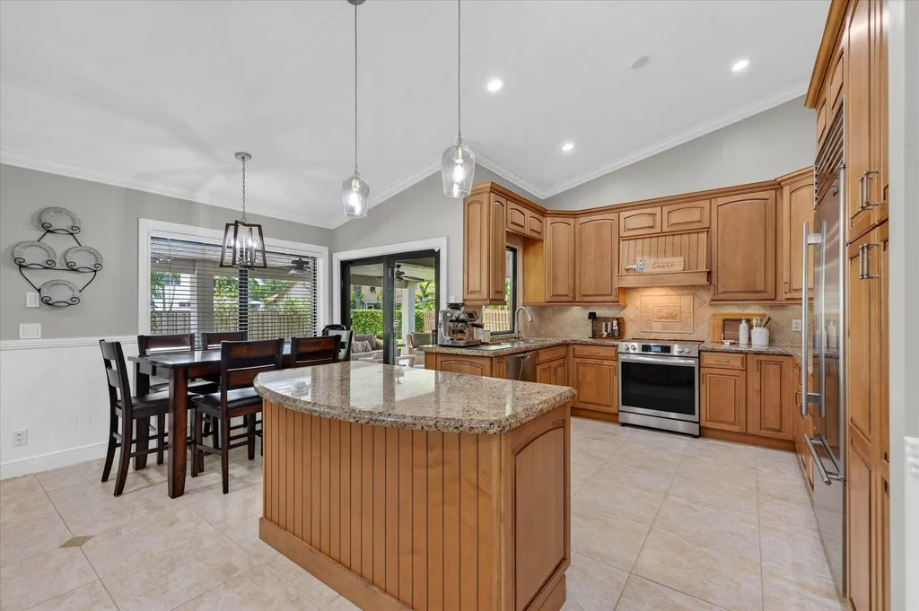20250 NW 5th Street Pembroke Pines FL 33029