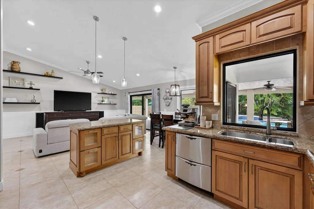 20250 NW 5th Street Pembroke Pines FL 33029