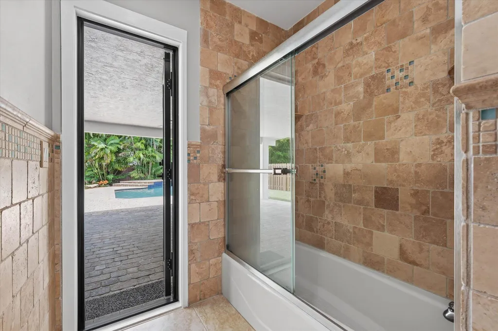 20250 NW 5th Street Pembroke Pines FL 33029