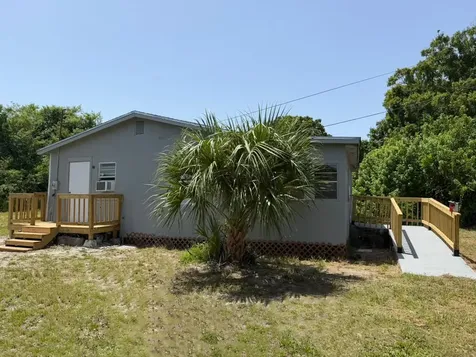 4250 29th Avenue Vero Beach FL 32967