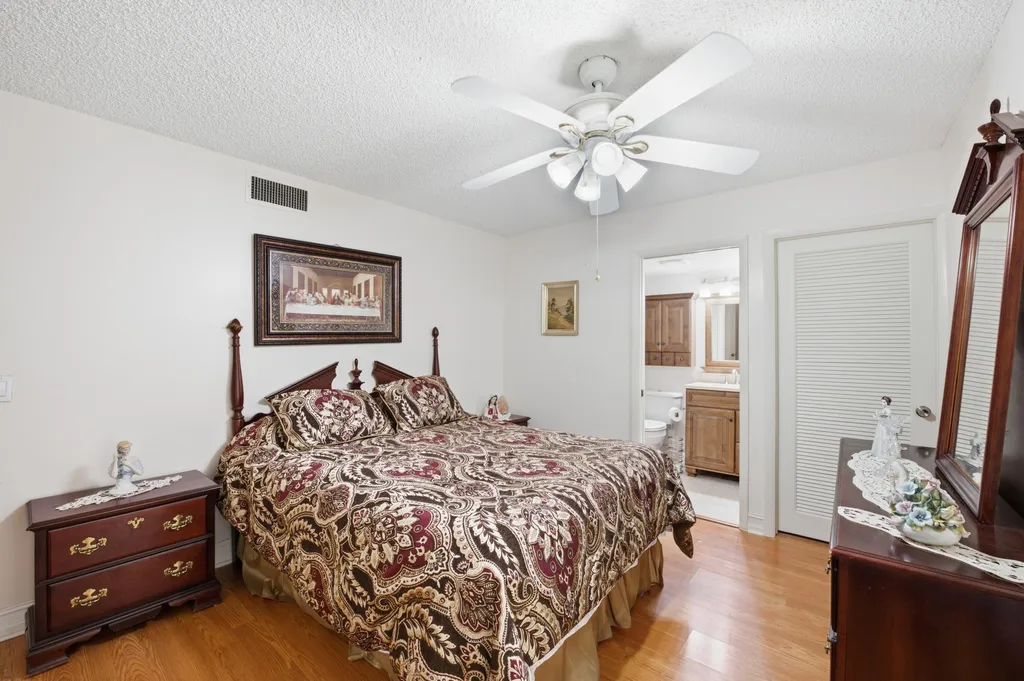 54 Capri B Delray Beach FL 33484