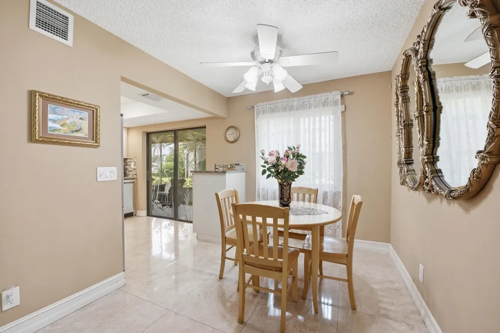 54 Capri B Delray Beach FL 33484