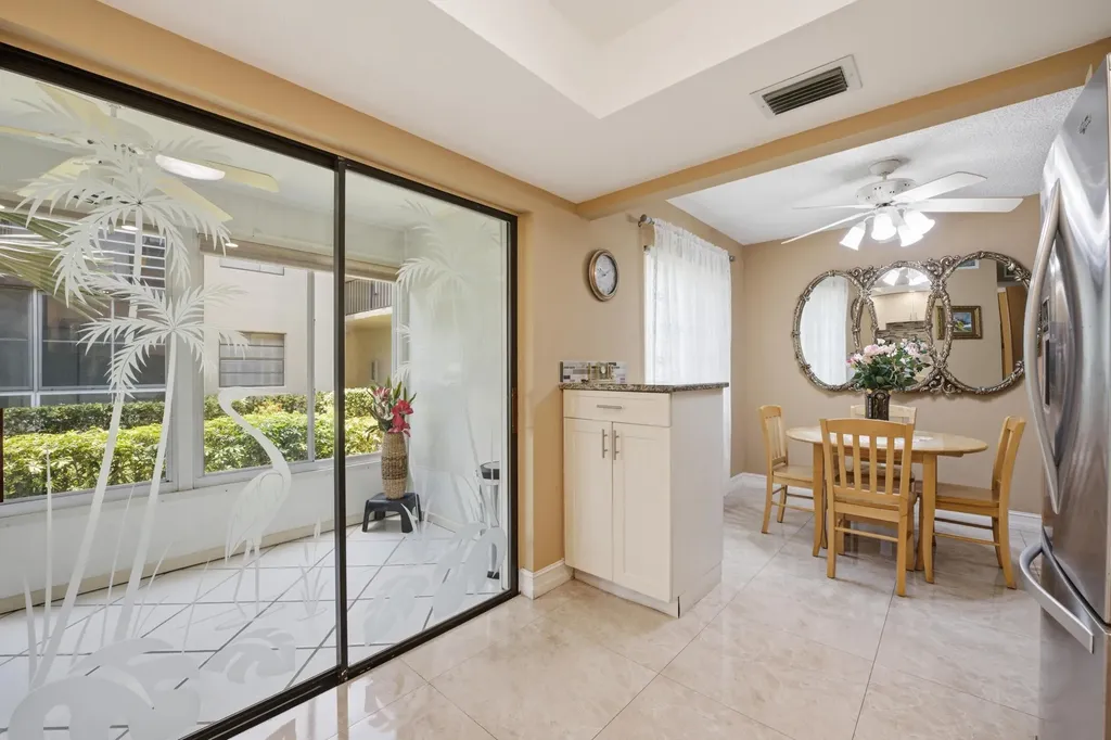 54 Capri B Delray Beach FL 33484