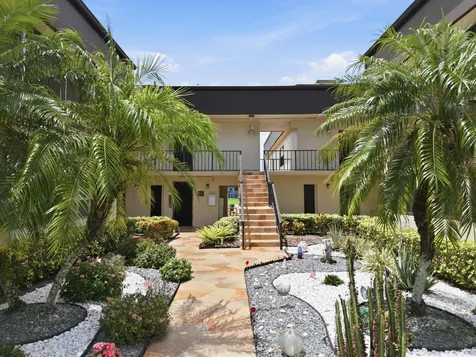 54 Capri B Delray Beach FL 33484