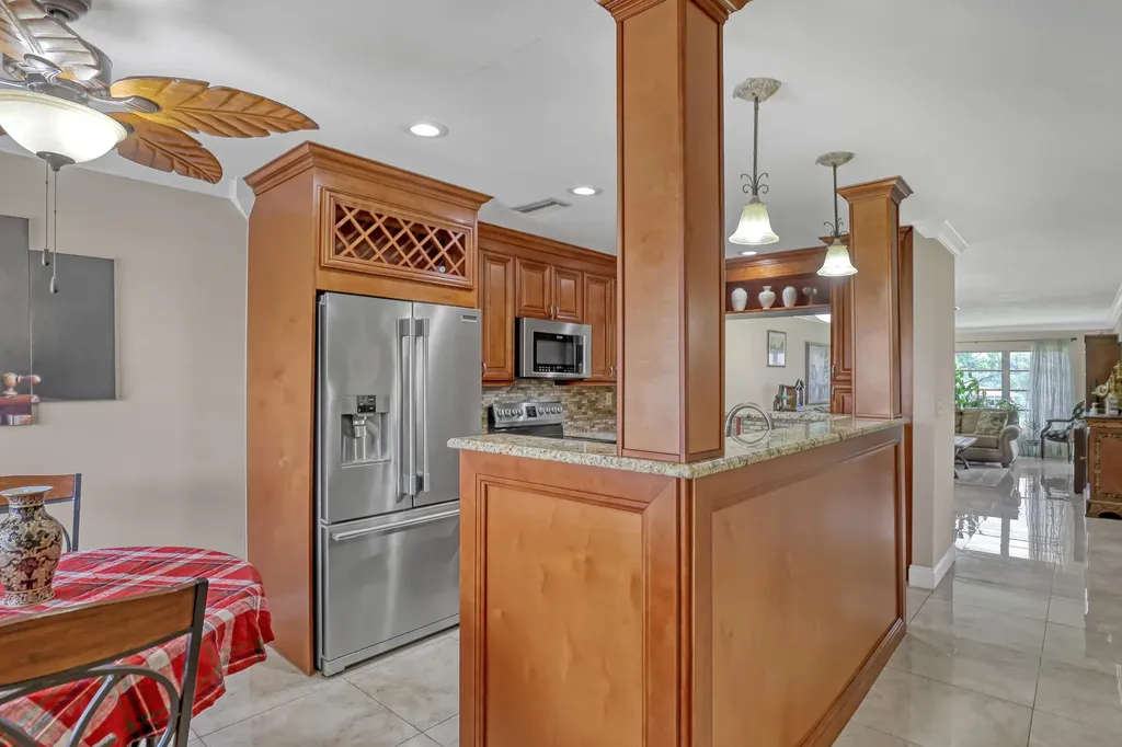 5620 Spindle Palm Court Delray Beach FL 33484