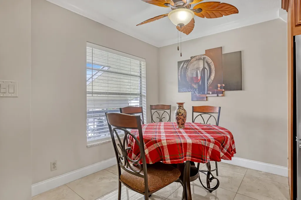 5620 Spindle Palm Court Delray Beach FL 33484