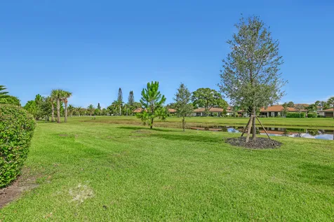 5620 Spindle Palm Court Delray Beach FL 33484