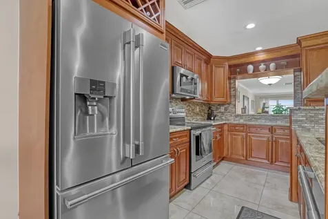 5620 Spindle Palm Court Delray Beach FL 33484