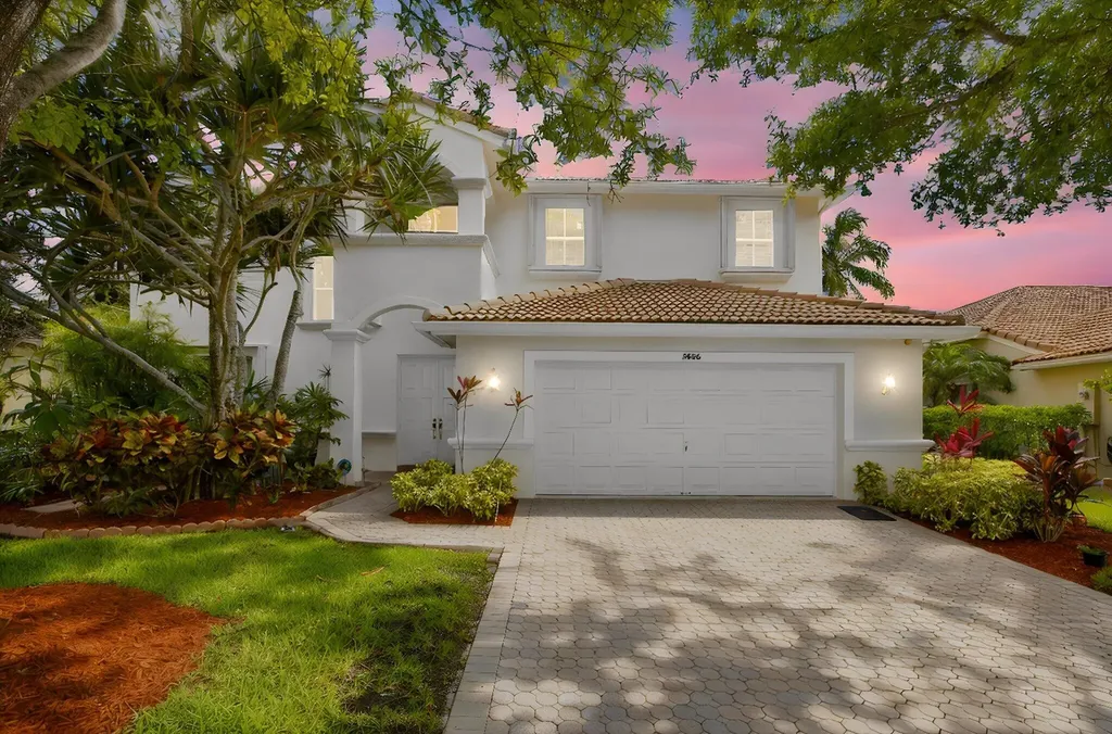 5866 Bay Hill Circle Lake Worth FL 33463