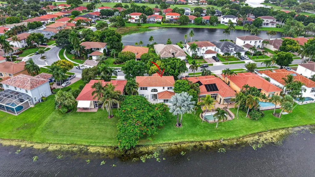 5866 Bay Hill Circle Lake Worth FL 33463