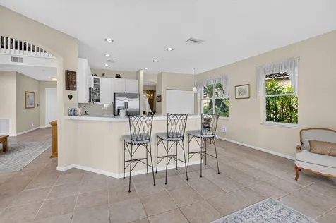 5866 Bay Hill Circle Lake Worth FL 33463