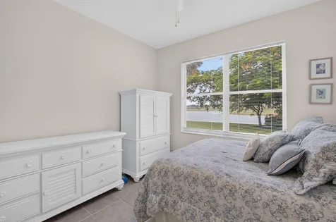 5866 Bay Hill Circle Lake Worth FL 33463
