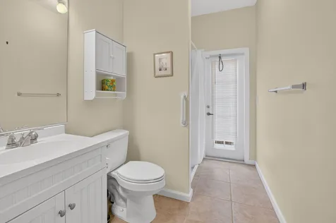 5866 Bay Hill Circle Lake Worth FL 33463