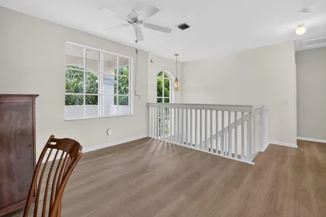 5866 Bay Hill Circle Lake Worth FL 33463