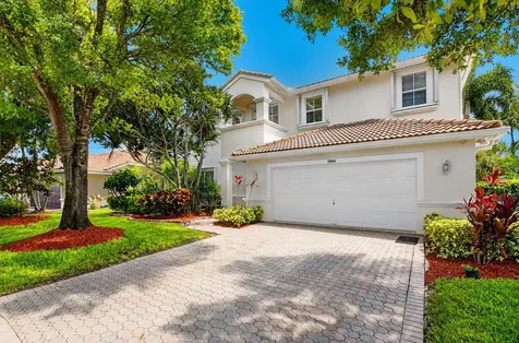 5866 Bay Hill Circle Lake Worth FL 33463