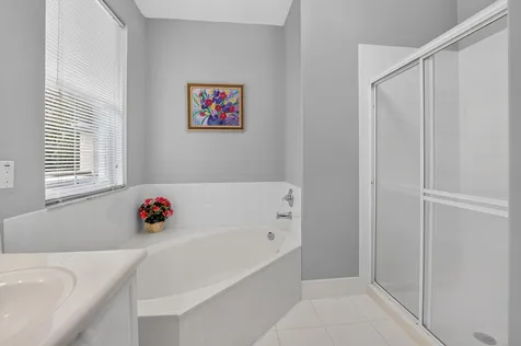 5866 Bay Hill Circle Lake Worth FL 33463