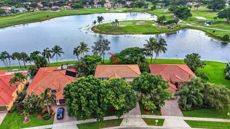 5866 Bay Hill Circle Lake Worth FL 33463