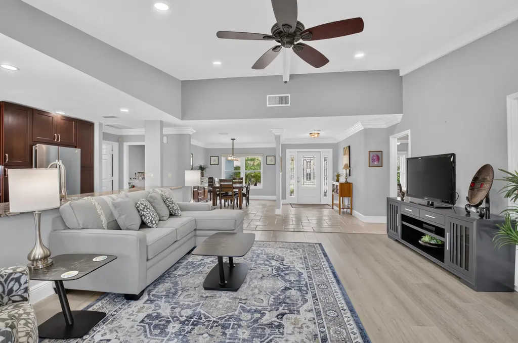 22018 Colony Drive Boca Raton FL 33433