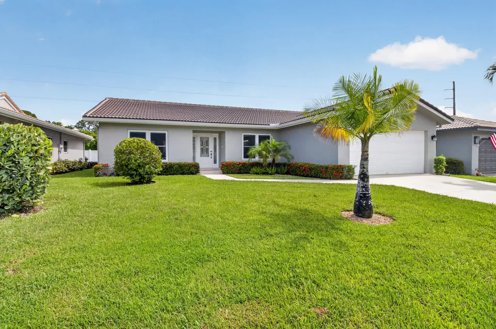22018 Colony Drive Boca Raton FL 33433