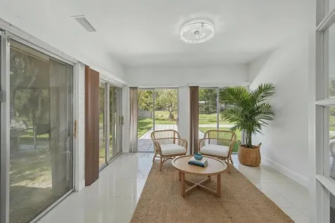 5707 White Hickory Circle Tamarac FL 33319