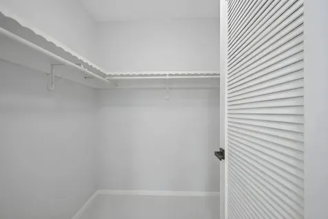 5707 White Hickory Circle Tamarac FL 33319