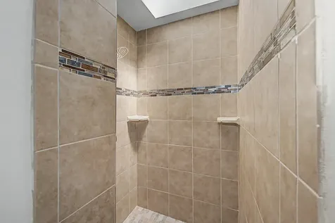 5707 White Hickory Circle Tamarac FL 33319