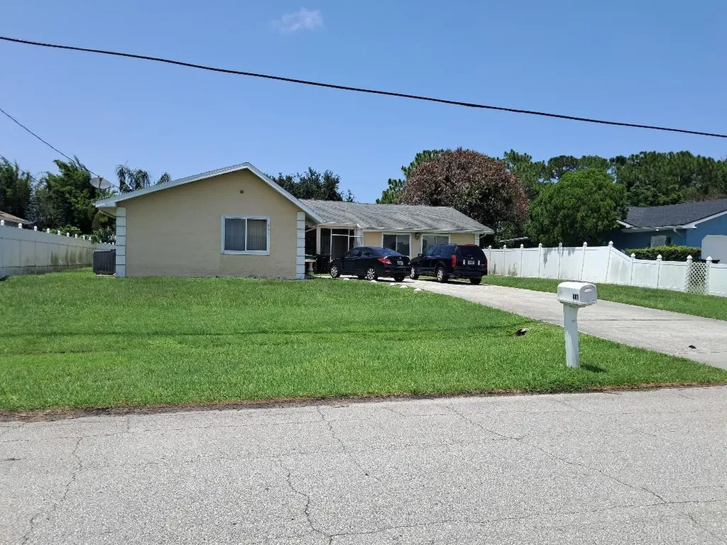 441 SW Todd Avenue Port St Lucie FL 34983