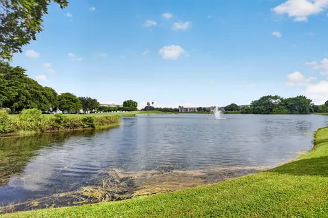 3205 Portofino Point Coconut Creek FL 33066