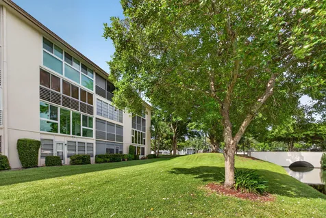 3205 Portofino Point Coconut Creek FL 33066