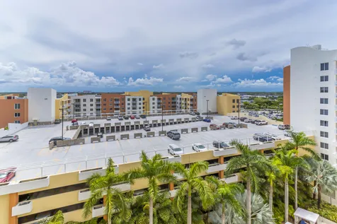18800 NE 29th Avenue Miami FL 33180