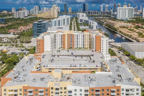 18800 NE 29th Avenue Miami FL 33180