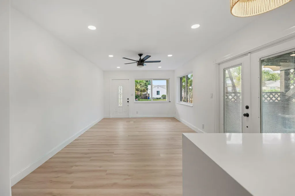 715 High Street West Palm Beach FL 33405
