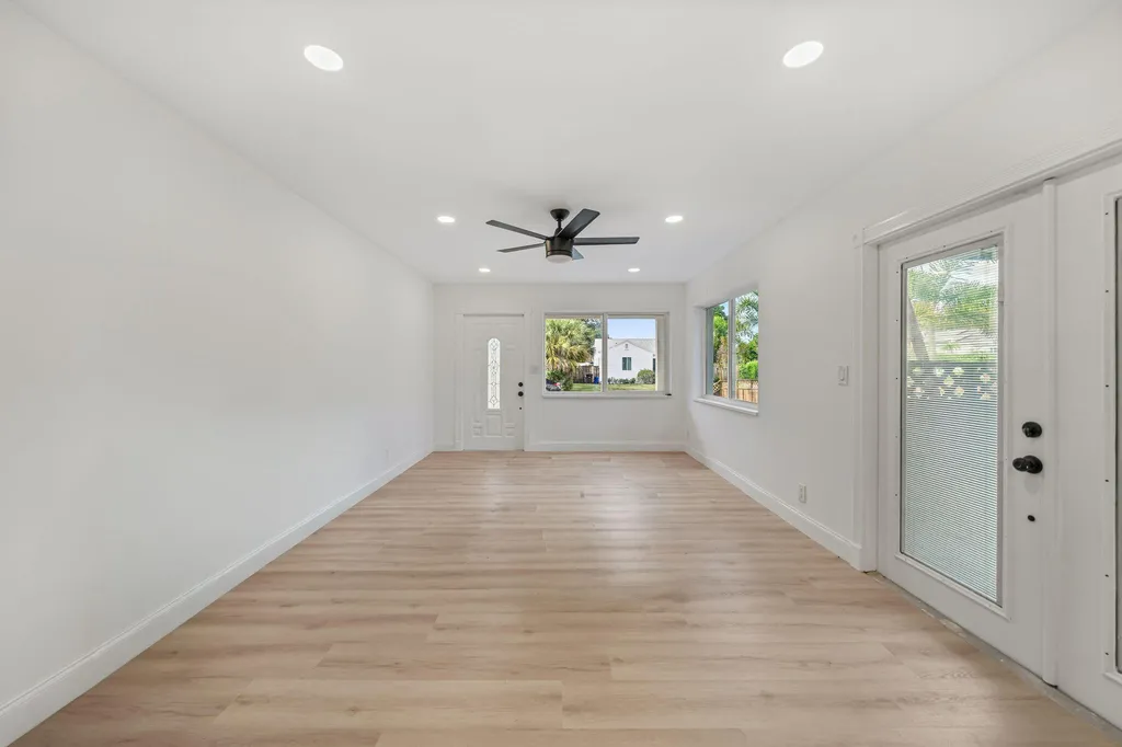 715 High Street West Palm Beach FL 33405
