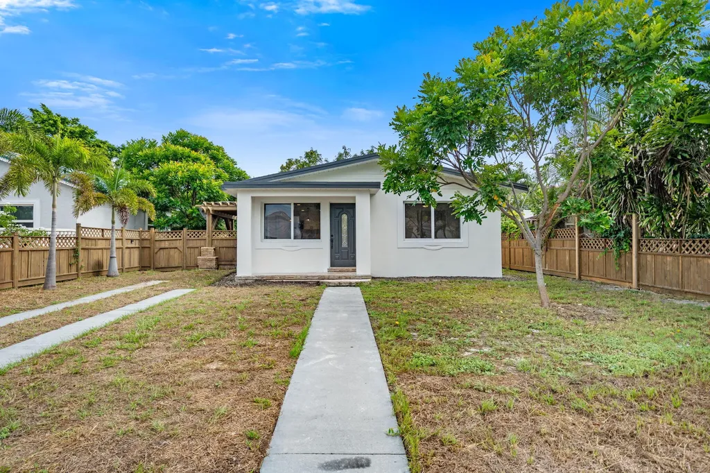 715 High Street West Palm Beach FL 33405