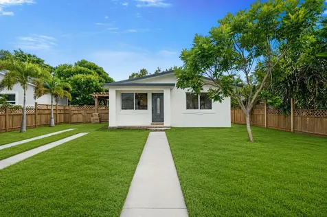 715 High Street West Palm Beach FL 33405