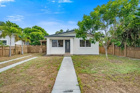715 High Street West Palm Beach FL 33405
