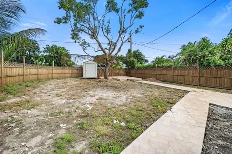 715 High Street West Palm Beach FL 33405