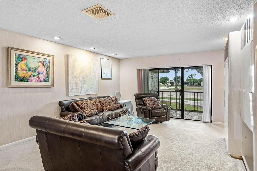 7 Southport Lane Boynton Beach FL 33436