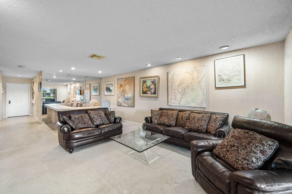 7 Southport Lane Boynton Beach FL 33436