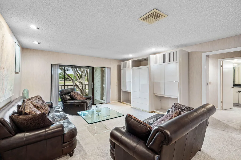 7 Southport Lane Boynton Beach FL 33436