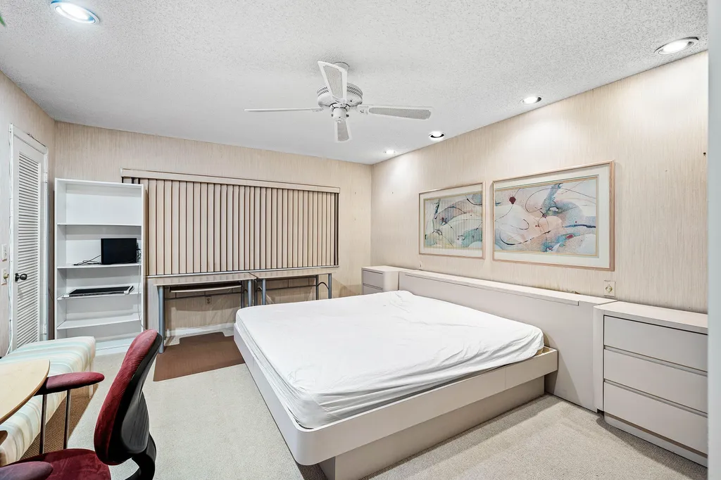 7 Southport Lane Boynton Beach FL 33436