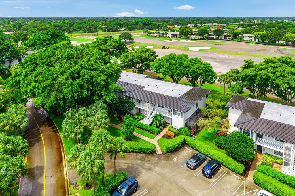7 Southport Lane Boynton Beach FL 33436
