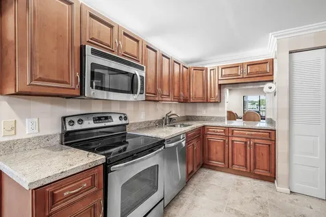 7 Southport Lane Boynton Beach FL 33436