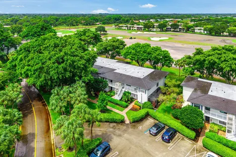 7 Southport Lane Boynton Beach FL 33436