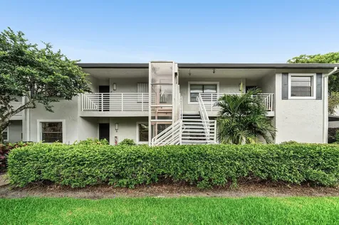 7 Southport Lane Boynton Beach FL 33436