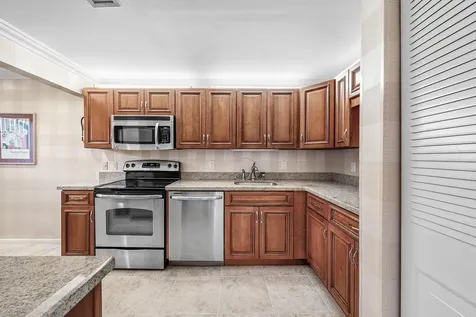 7 Southport Lane Boynton Beach FL 33436