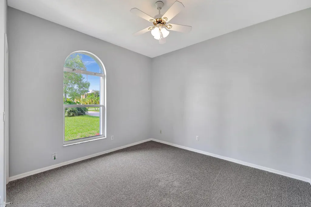 2704 SE Eagle Drive Port St Lucie FL 34984